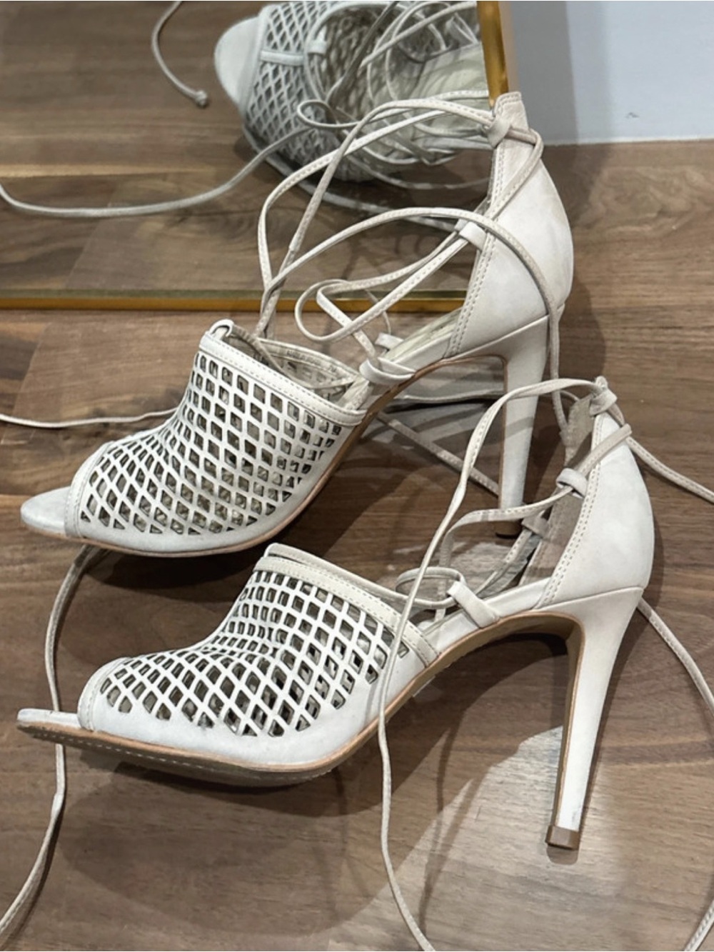 Vince Camuto White Lace-Up Woven High Heel Sandals 7